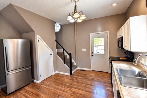 Tiny photo for 510 E Gough Avenue, Boonville, IN 47601 (MLS # 202643651)