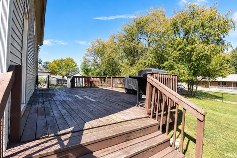 Tiny photo for 510 E Gough Avenue, Boonville, IN 47601 (MLS # 202643651)