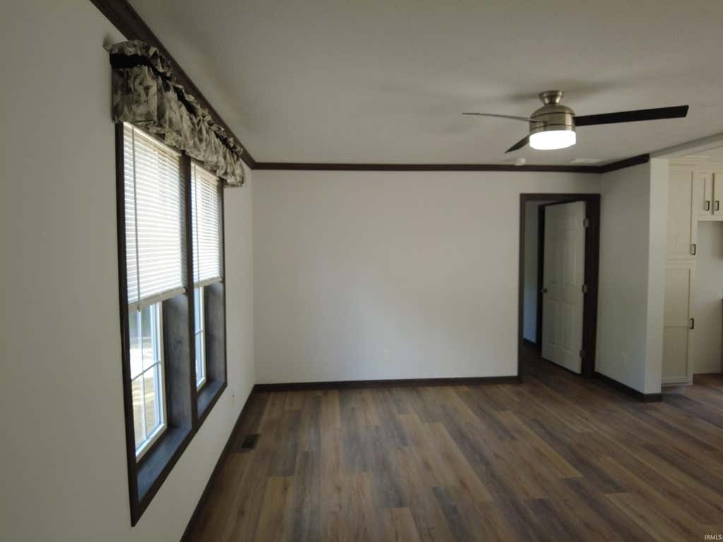 Photo of 251 Briarwood Drive, Bedford, IN 47421 (MLS # 202627185)
