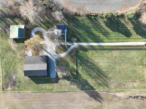 Tiny photo for 3981 W State Road 110 Road, Rochester, IN 46975 (MLS # 202548511)