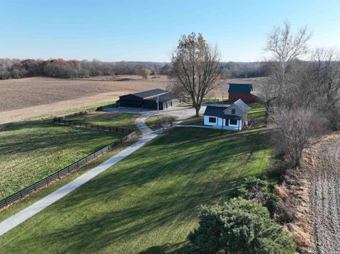 Photo of 3981 W State Road 110 Road, Rochester, IN 46975 (MLS # 202548511)