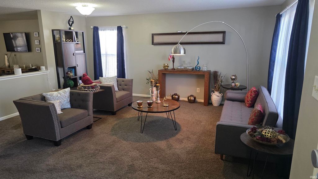 Photo of 765 Country Gate Drive, Whiteland, IN 46184 (MLS # 202611837)