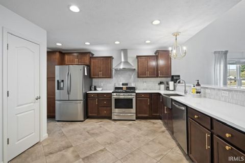 Tiny photo for 1749 FOXHAVEN Drive, Kokomo, IN 46902 (MLS # 202532472)