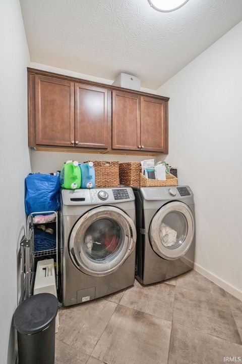 Tiny photo for 1749 FOXHAVEN Drive, Kokomo, IN 46902 (MLS # 202532472)