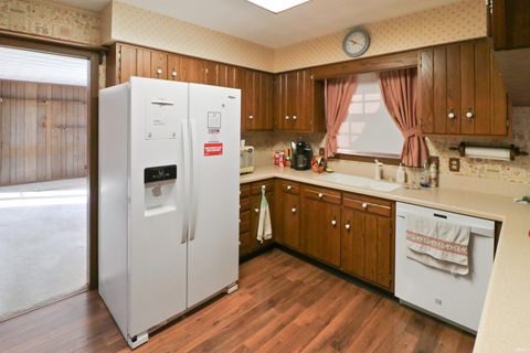 Tiny photo for 819 Preston Street, Lafayette, IN 47905 (MLS # 202540094)