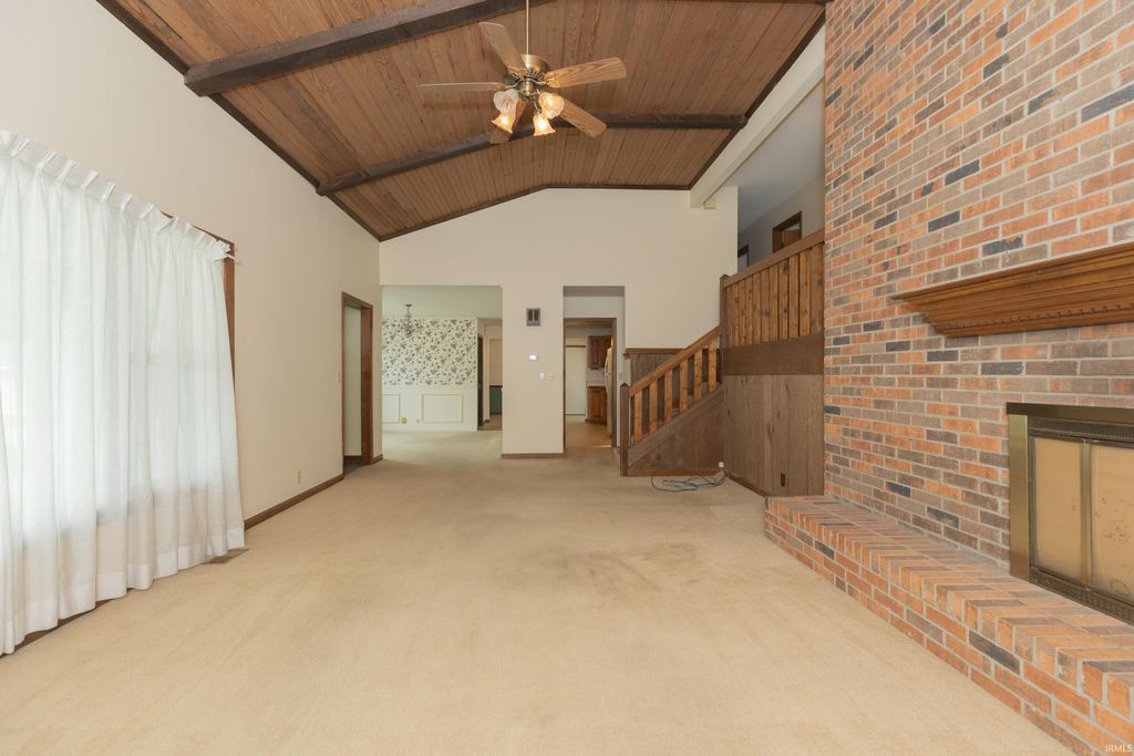 Photo of 7755 Meadow Lane, Newburgh, IN 47630 (MLS # 202613316)