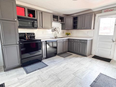 Tiny photo for 606 S 10th Street, Lafayette, IN 47905 (MLS # 202617099)