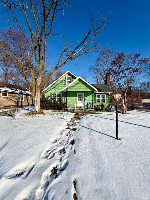 Photo of 518 Modrell Boulevard, Elkhart, IN 46514 (MLS # 202604562)