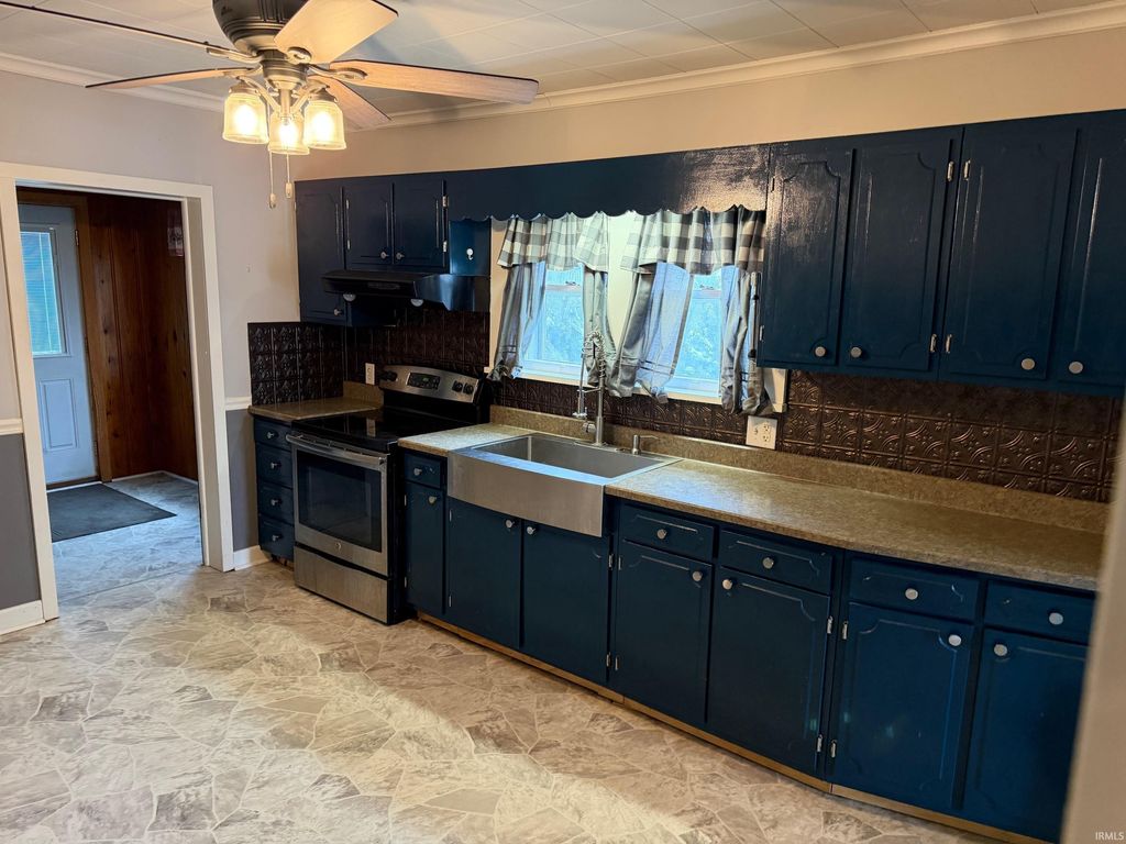 Photo of 219 N Michigan Street, Argos, IN 46501 (MLS # 202608853)