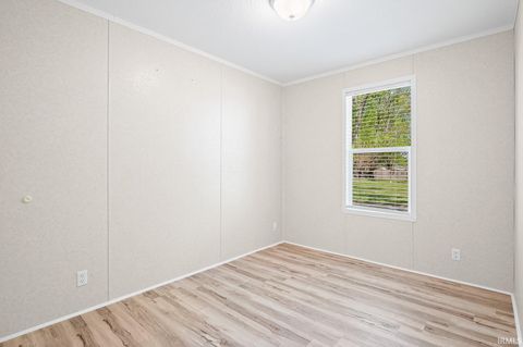 Tiny photo for 2053 Blue Oak Drive, Kokomo, IN 46901 (MLS # 202614417)