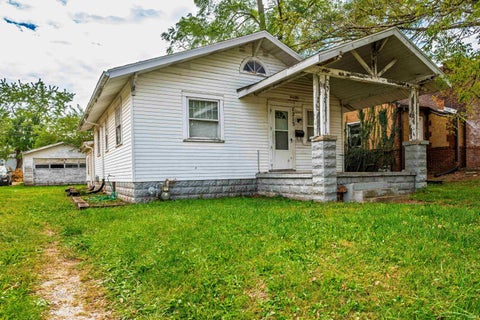 Tiny photo for 1213 W Abbott Street, Muncie, IN 47303 (MLS # 202641055)