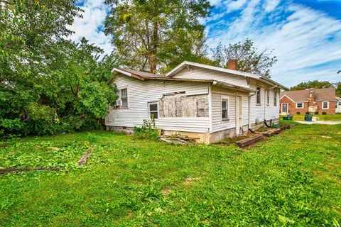 Tiny photo for 1213 W Abbott Street, Muncie, IN 47303 (MLS # 202641055)