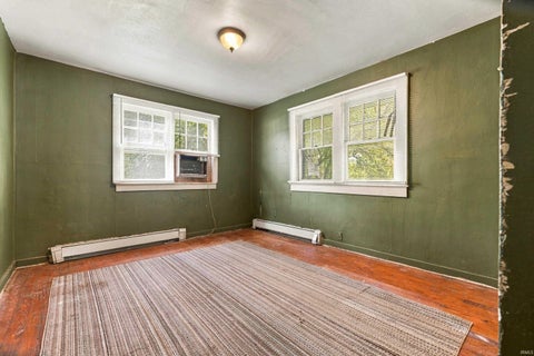 Tiny photo for 1213 W Abbott Street, Muncie, IN 47303 (MLS # 202641055)