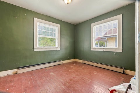 Tiny photo for 1213 W Abbott Street, Muncie, IN 47303 (MLS # 202641055)