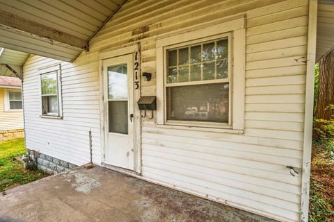 Tiny photo for 1213 W Abbott Street, Muncie, IN 47303 (MLS # 202641055)
