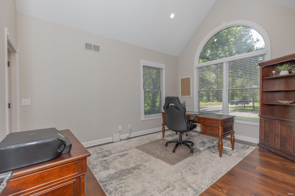 Photo of 300 Beringer Drive, Evansville, IN 47711 (MLS # 202620691)