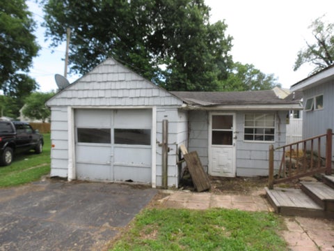 Tiny photo for 15 S Garfield Street, Peru, IN 46970 (MLS # 202623030)