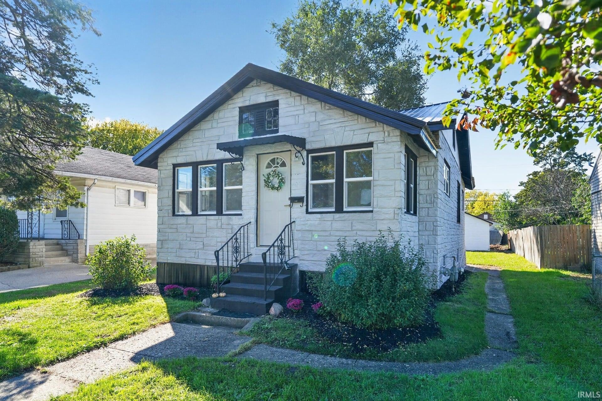709 Dundee Street