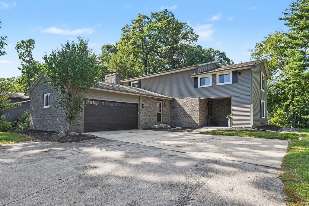 Photo of 51081 Winding Waters Lane, Elkhart, IN 46514 (MLS # 202640396)
