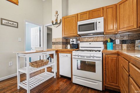 Tiny photo for 258 EMS T25 Lane, Leesburg, IN 46538 (MLS # 202609390)