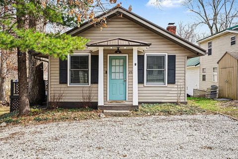 Tiny photo for 258 EMS T25 Lane, Leesburg, IN 46538 (MLS # 202609390)