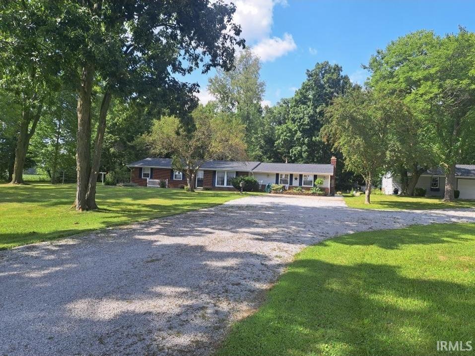 Photo of 5679 County Road 64 Road, Spencerville, IN 46788 (MLS # 202635075)