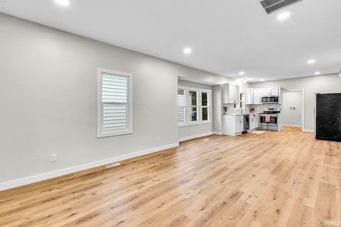 Tiny photo for 2422 Kenwood Avenue, South Bend, IN 46628 (MLS # 202636039)