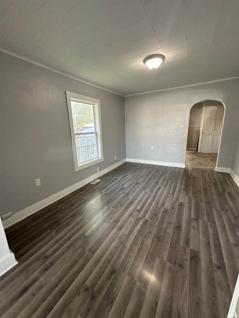Tiny photo for 1053 S Calumet Street, Kokomo, IN 46902 (MLS # 202620567)