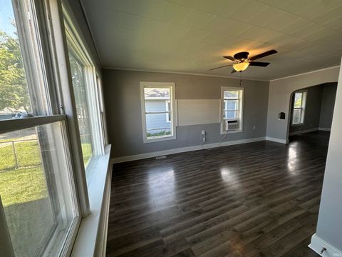 Tiny photo for 1053 S Calumet Street, Kokomo, IN 46902 (MLS # 202620567)