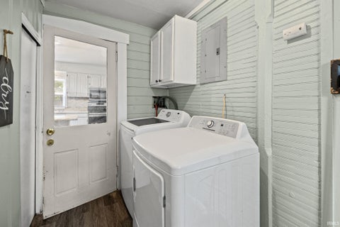 Tiny photo for 113 E 9th Street, Burlington, IN 46915 (MLS # 202643313)