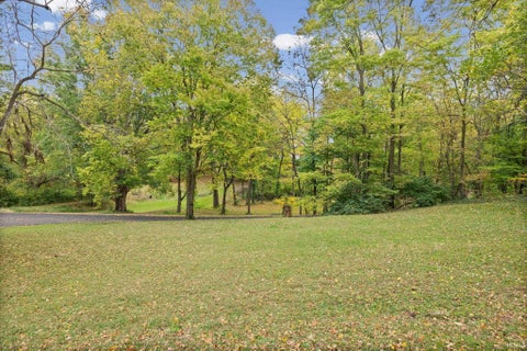 Tiny photo for 113 E 9th Street, Burlington, IN 46915 (MLS # 202643313)