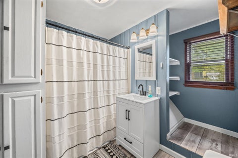 Tiny photo for 113 E 9th Street, Burlington, IN 46915 (MLS # 202643313)