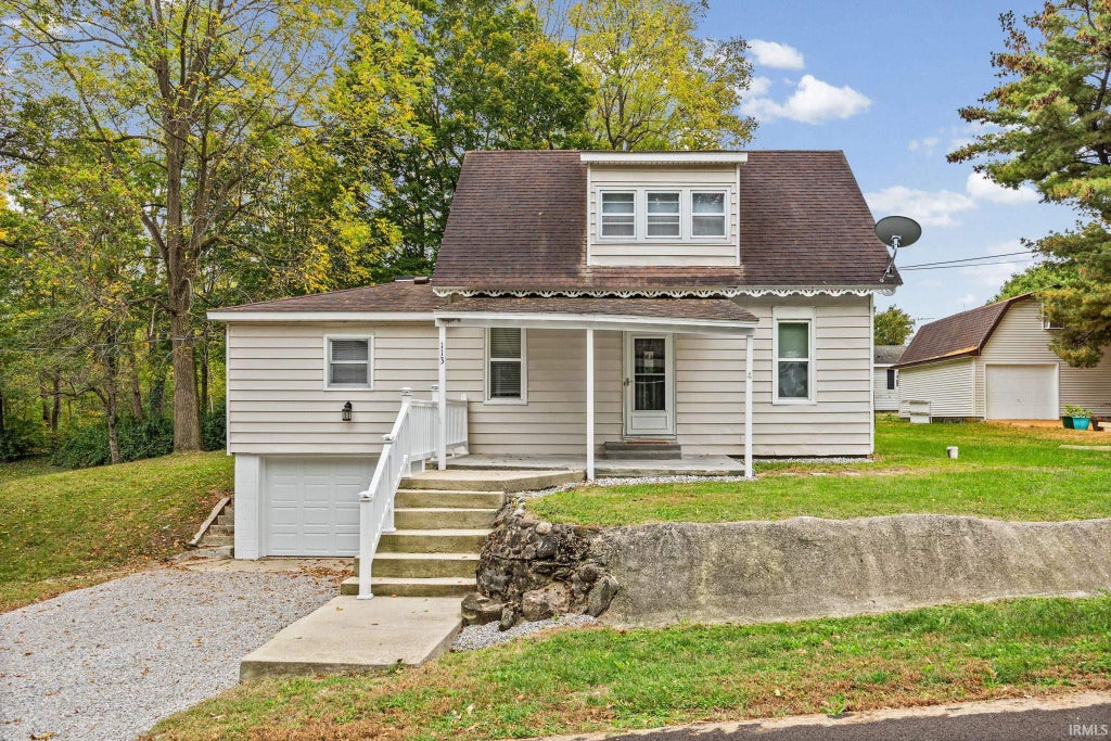 Photo of 113 E 9th Street, Burlington, IN 46915 (MLS # 202643313)