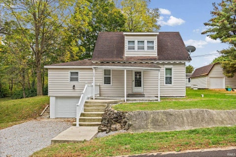 Photo of 113 E 9th Street, Burlington, IN 46915 (MLS # 202643313)