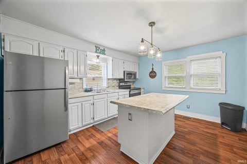 Tiny photo for 113 E 9th Street, Burlington, IN 46915 (MLS # 202643313)