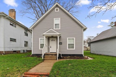 Photo of 1118 E Bowman Street, South Bend, IN 46613 (MLS # 202611168)