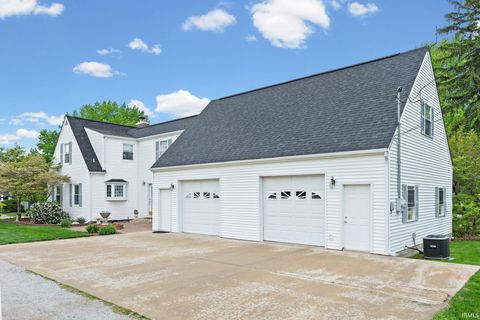 Tiny photo for 209 N Connelly Street, Delphi, IN 46923 (MLS # 202615276)