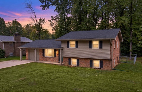 Tiny photo for 6206 Twickingham Drive, Evansville, IN 47711 (MLS # 202639738)