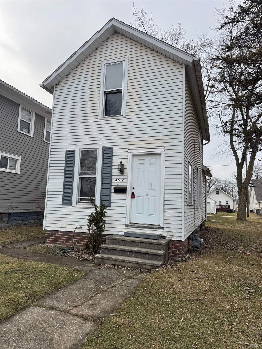 Photo of 4102 Warsaw Street, Fort Wayne, IN 46806 (MLS # 202605117)