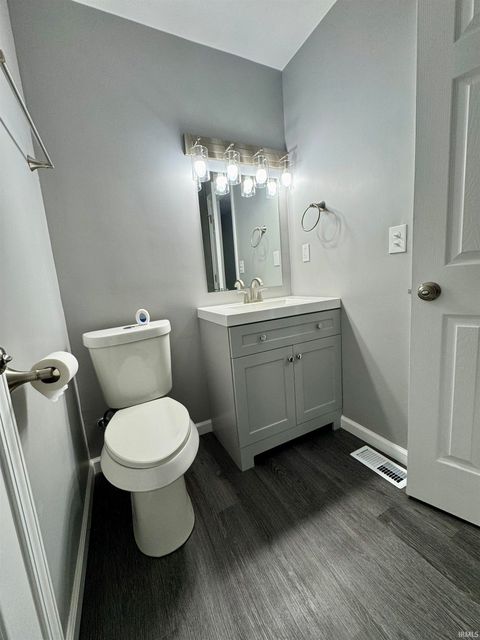 Tiny photo for 1539 S Ridgeview Road, Logansport, IN 46947 (MLS # 202539671)