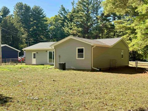 Tiny photo for 1539 S Ridgeview Road, Logansport, IN 46947 (MLS # 202539671)