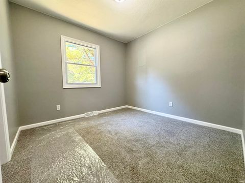 Tiny photo for 1539 S Ridgeview Road, Logansport, IN 46947 (MLS # 202539671)