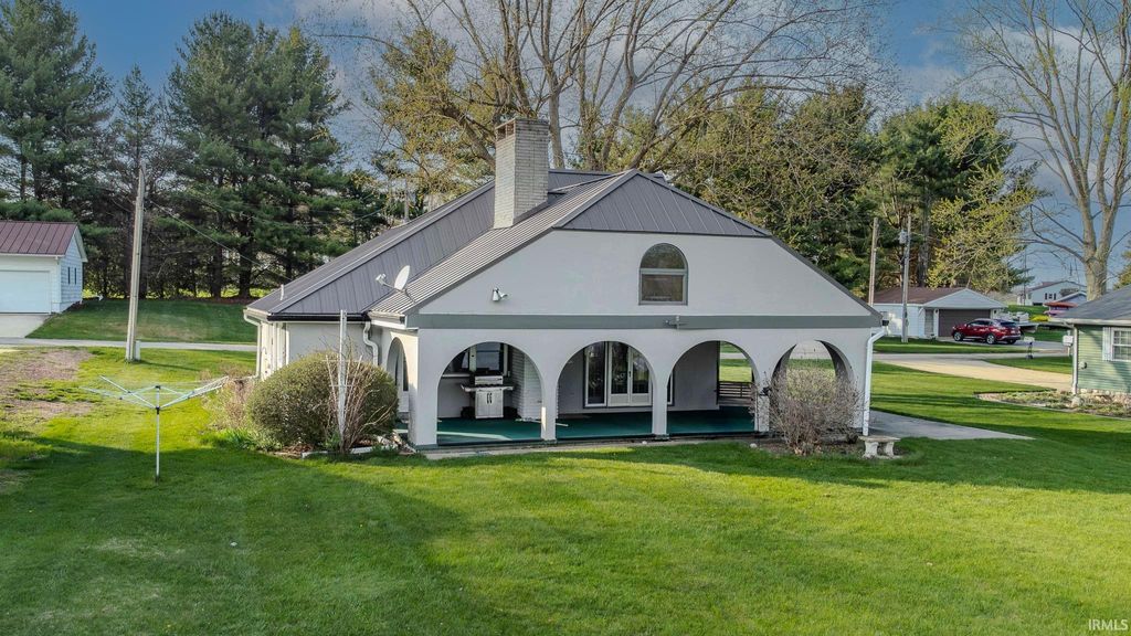 Photo of 1125 S 495 E, Lagrange, IN 46761 (MLS # 202613488)