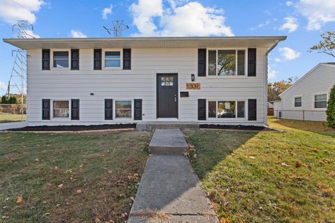 Tiny photo for 1309 Gleneagles Drive, Kokomo, IN 46901 (MLS # 202544499)