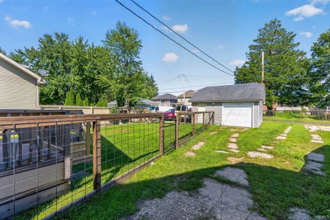 Tiny photo for 1022 Diamond Avenue, South Bend, IN 46628 (MLS # 202636877)