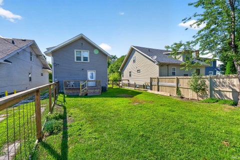 Tiny photo for 1022 Diamond Avenue, South Bend, IN 46628 (MLS # 202636877)