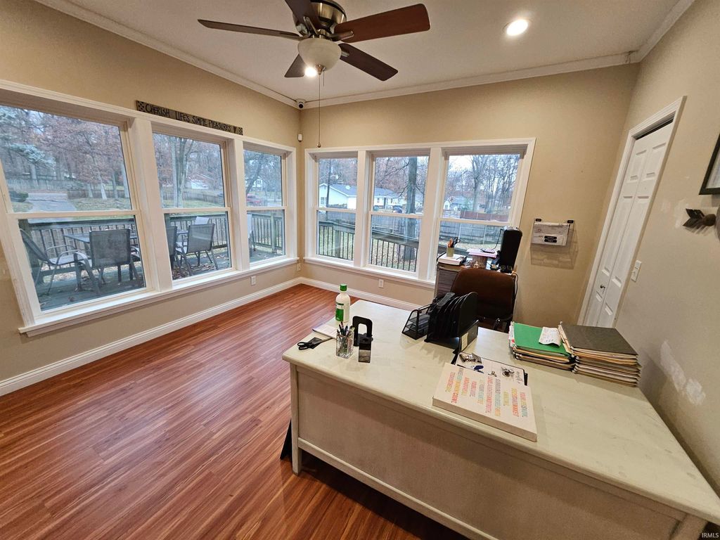 Photo of 617 S Hadley Road, Fort Wayne, IN 46804 (MLS # 202547741)