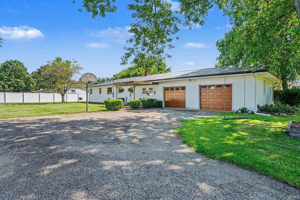 Photo of 55195 Birch Road, Osceola, IN 46561 (MLS # 202627293)