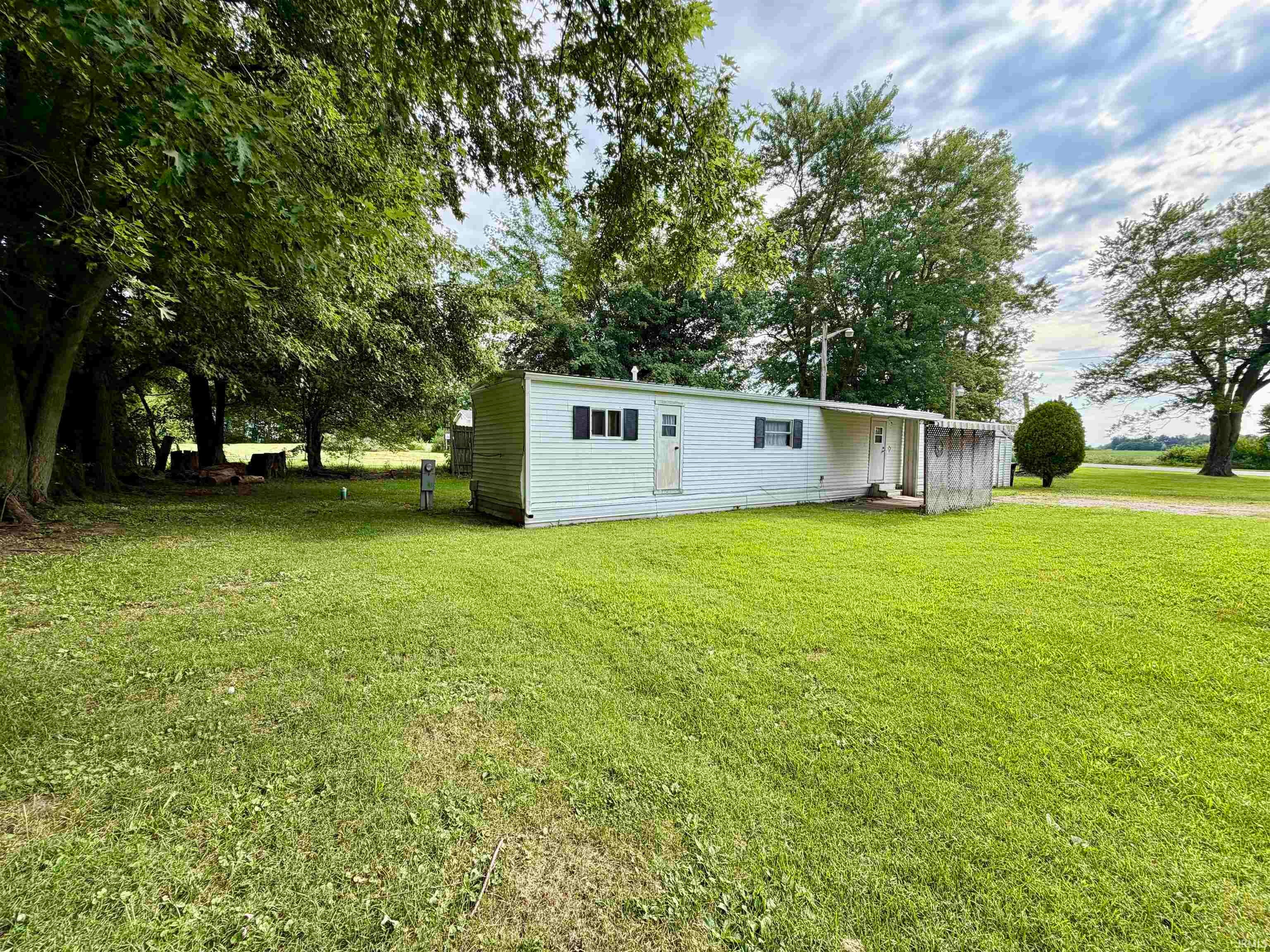 4727 W Old State Road 28 Highway