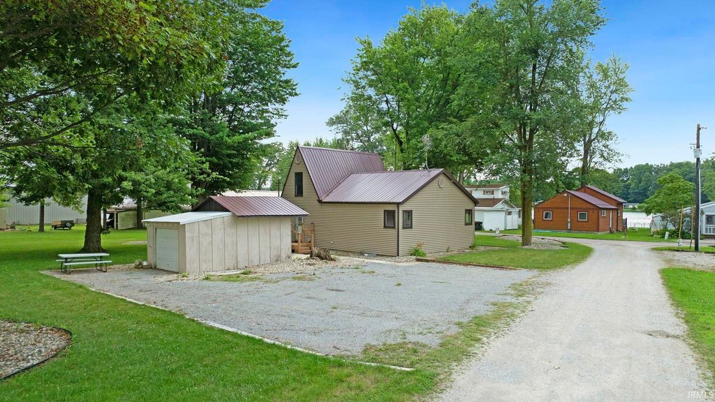 Photo of 1135 LN 101 McClish Lake, Hudson, IN 46747 (MLS # 202608862)